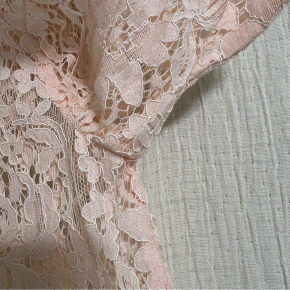 LOFT Pink Floral Lace Blouse size XSP - Picture 7 of 9